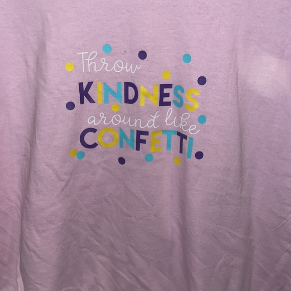 Pink top (throw kindness around like confetti) - Picture 2 of 3